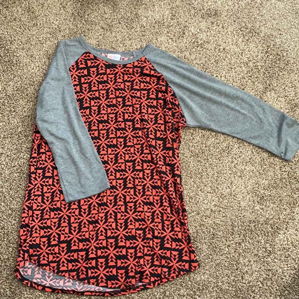 Lularoe baseball the tee. Coral, black and gray.
